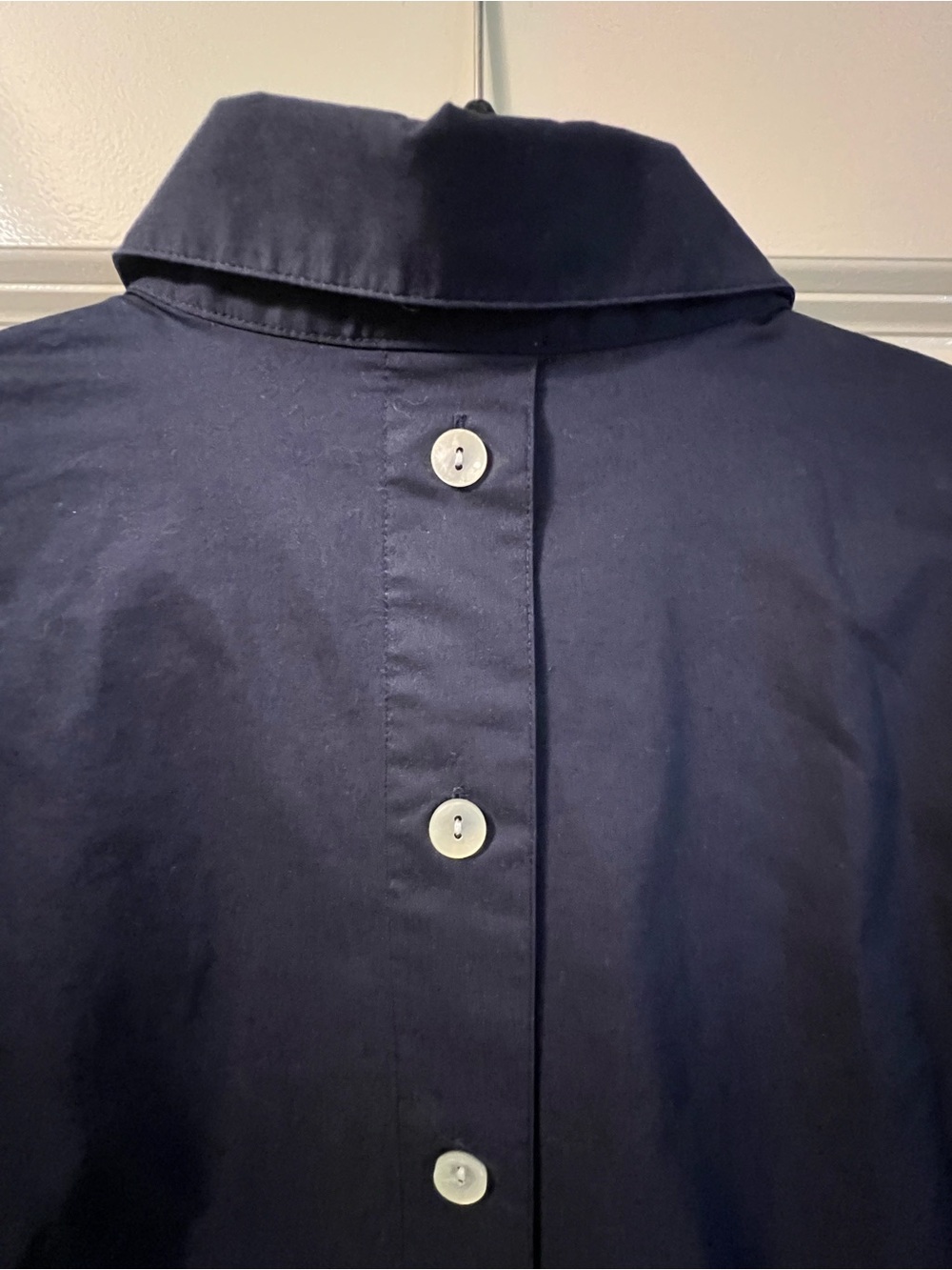 Hinson Wu / Aileen Navy Button-Back Tunic / Quiet Luxury / Size 10 - Picture 9 of 13